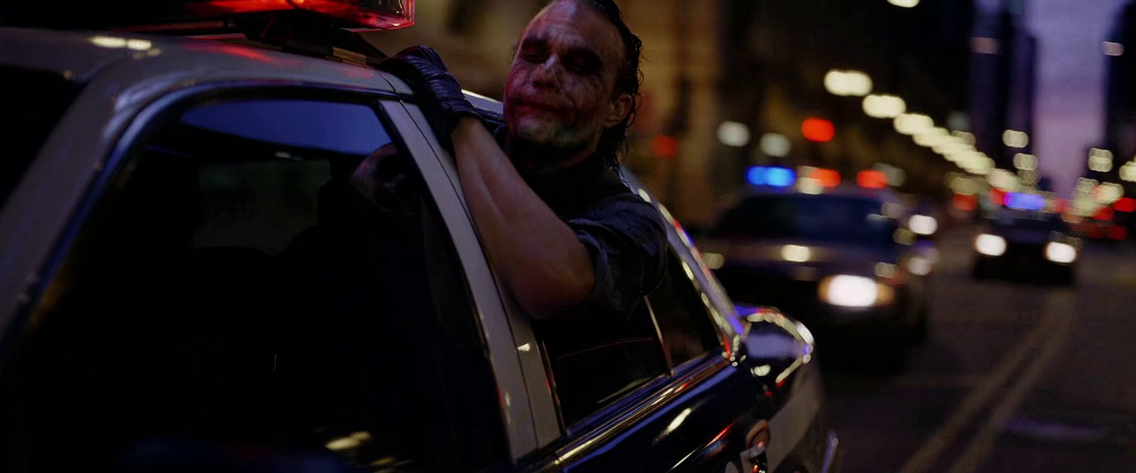 Still from The Dark Knight (2008), directed by Christopher Nolan (frame 9)
