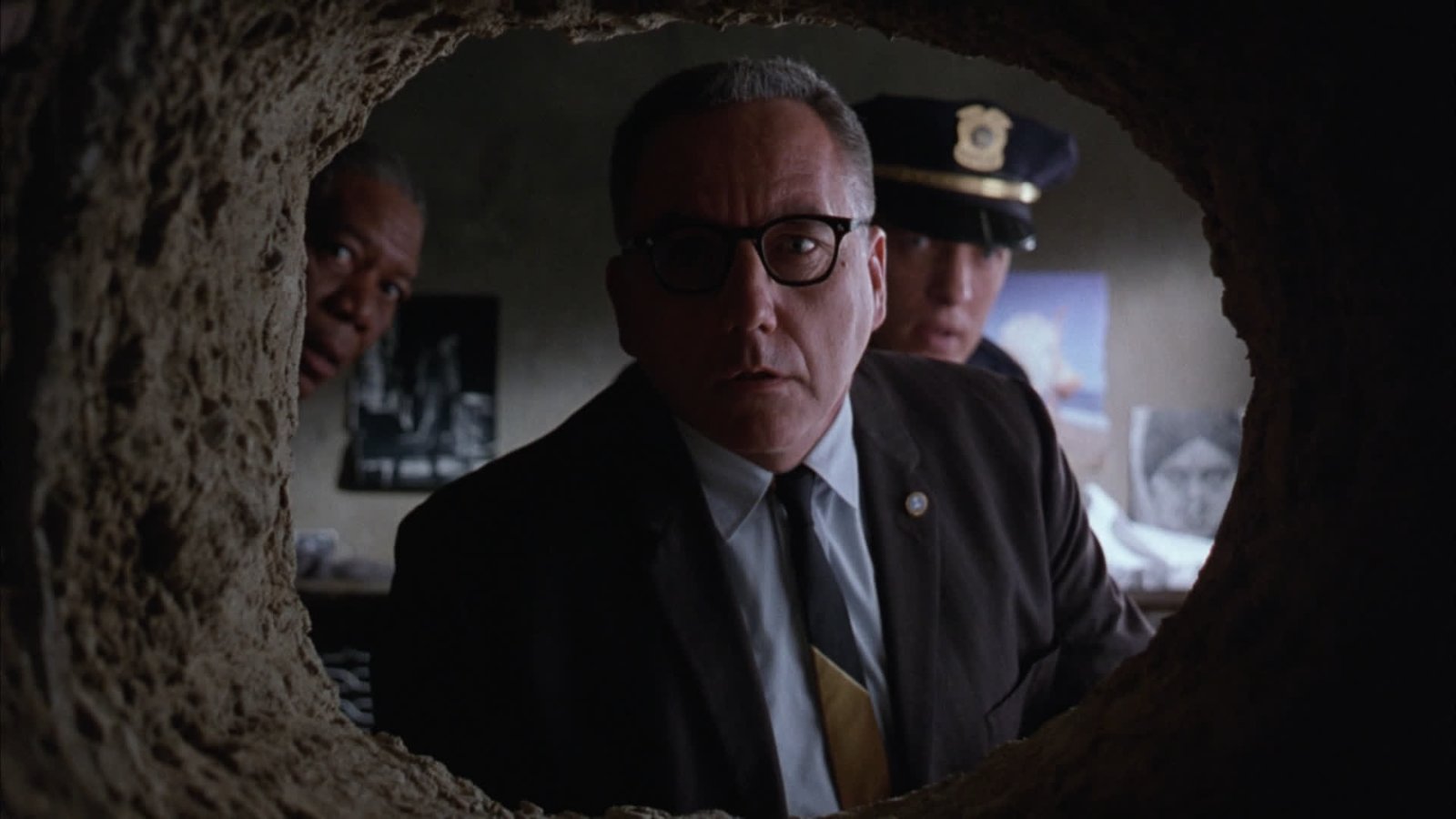 Still from The Shawshank Redemption (1994), directed by Frank Darabont (frame 10)