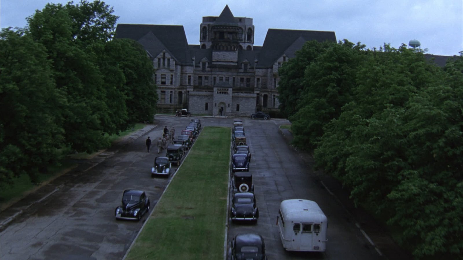 Still from The Shawshank Redemption (1994), directed by Frank Darabont (frame 4)