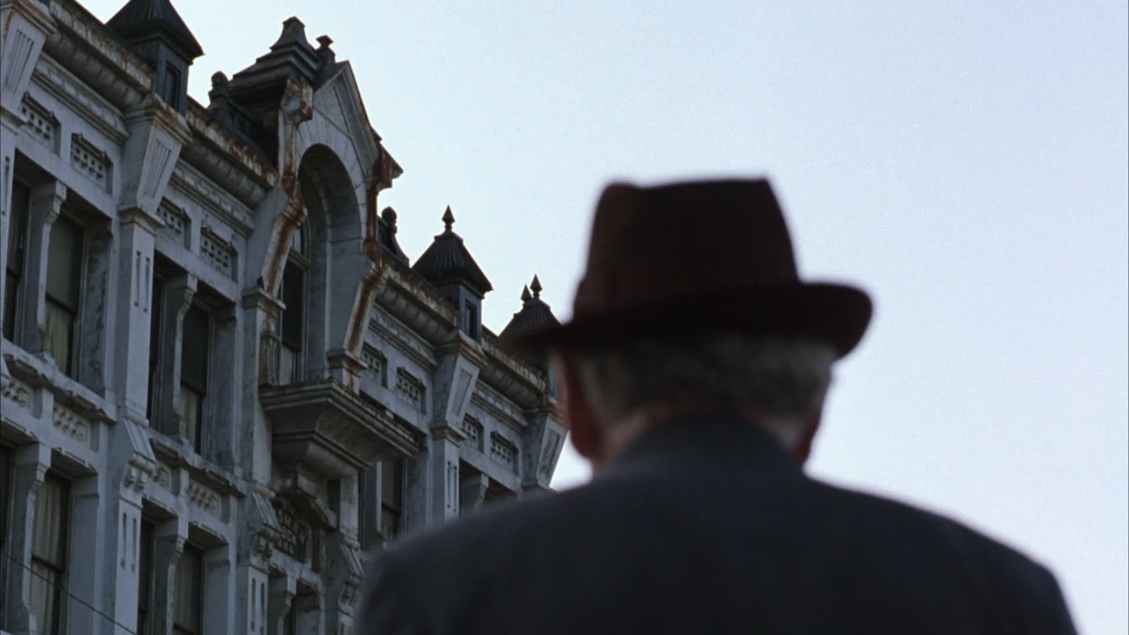 Still from The Shawshank Redemption (1994), directed by Frank Darabont (frame 12)