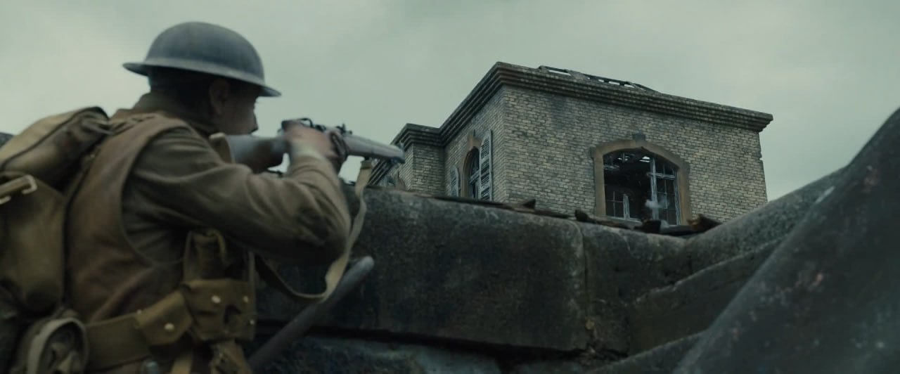 Still from 1917 (2019), directed by Sam Mendes (frame 8)