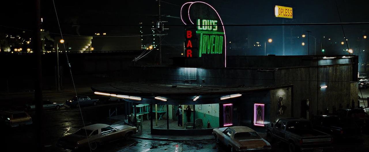 Still from Fight Club (1999), directed by David Fincher (frame 9)