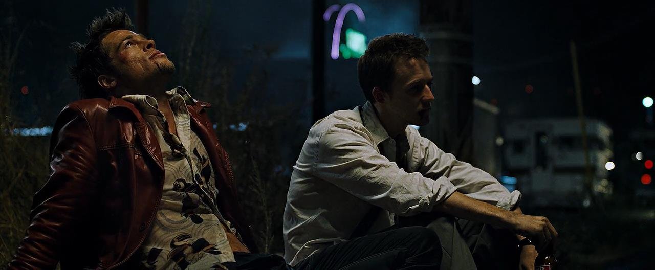 Still from Fight Club (1999), directed by David Fincher (frame 12)