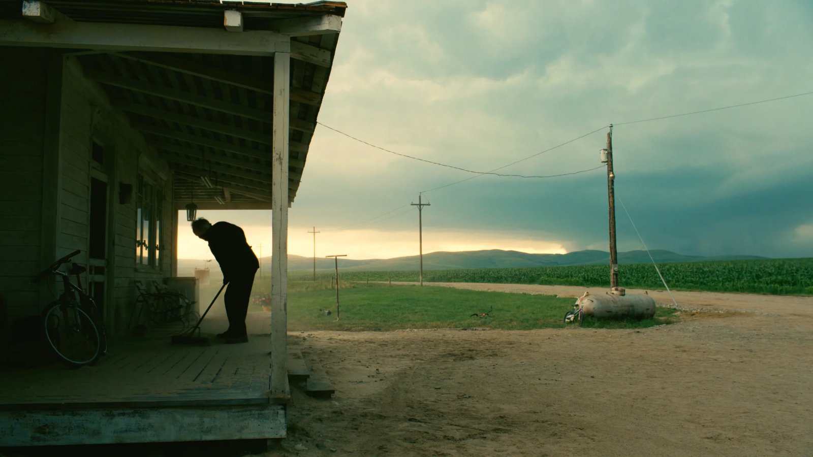 Still from Interstellar (2014), directed by Christopher Nolan (frame 10)