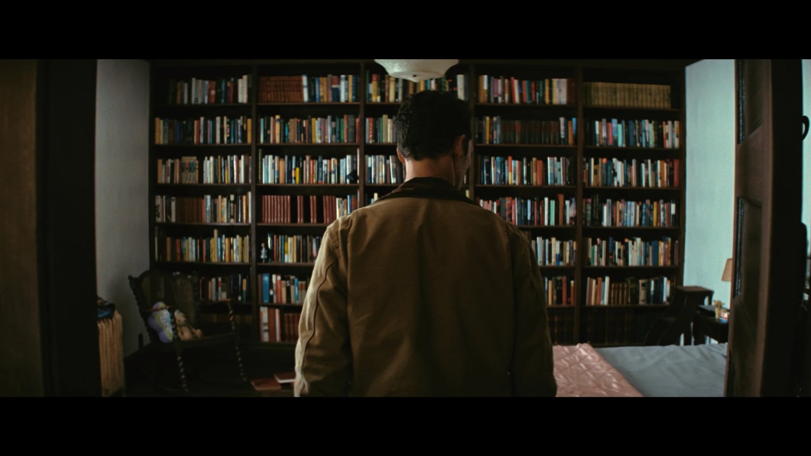 Still from Interstellar (2014), directed by Christopher Nolan (frame 22)