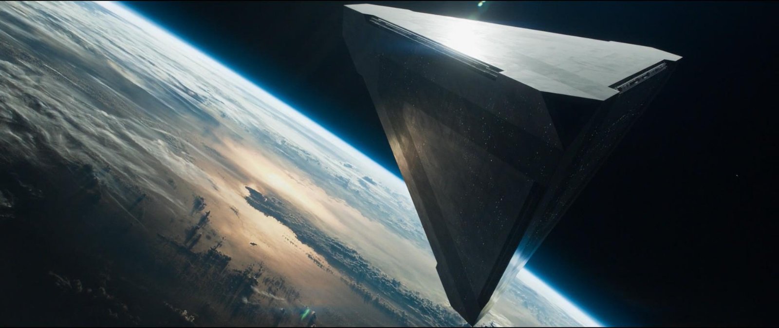Still from Oblivion (2013), directed by Joseph Kosinski (frame 11)